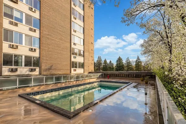 $369,500 | 1050 Wall Street, Unit 3D, Ann Arbor, MI 48105