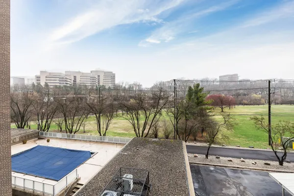 $369,500 | 1050 Wall Street, Unit 3D, Ann Arbor, MI 48105