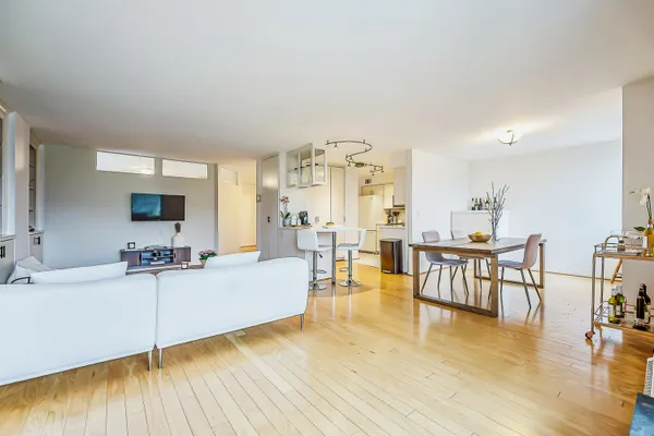 $369,500 | 1050 Wall Street, Unit 3D, Ann Arbor, MI 48105