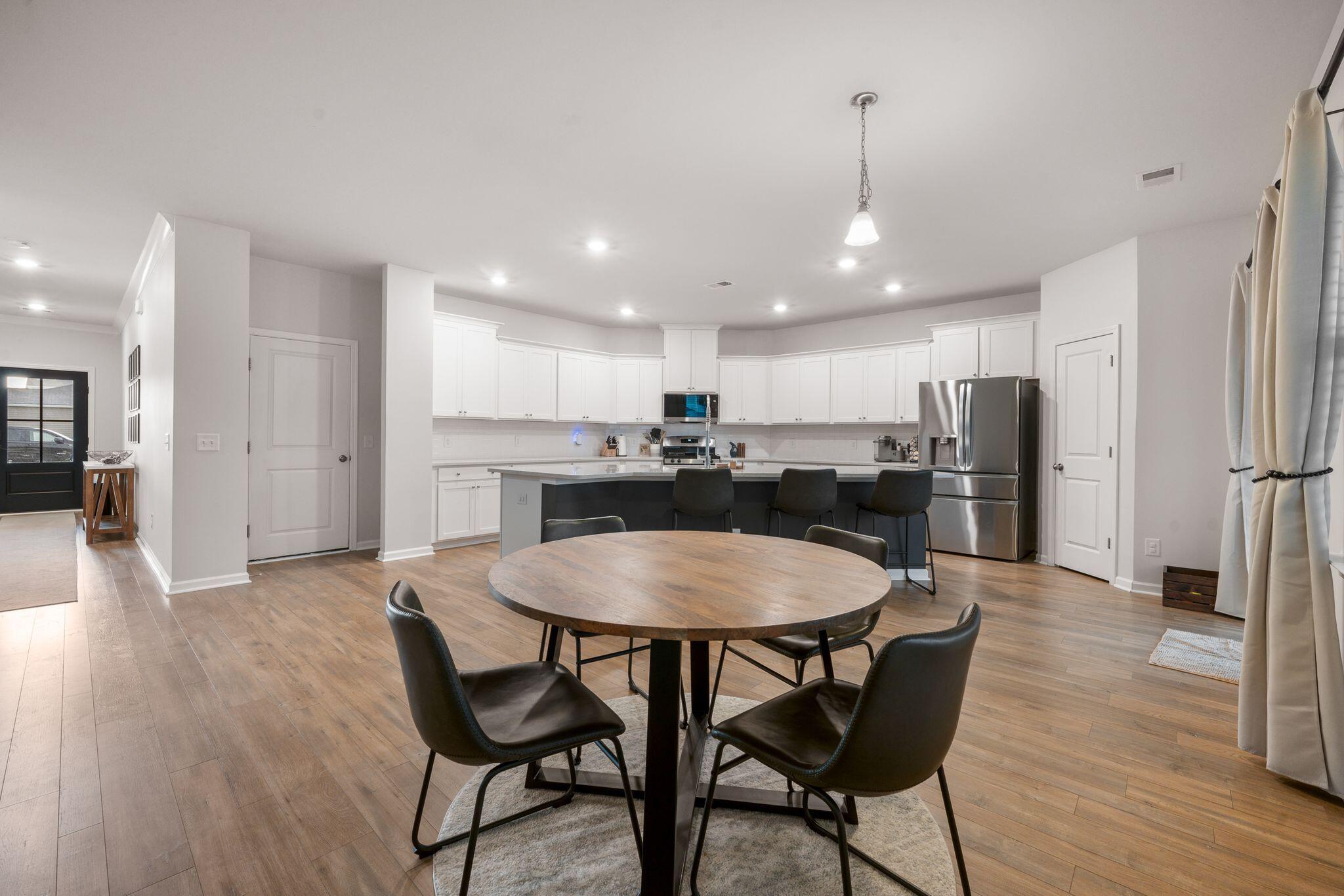 701 Squire Pope Road Summerville, SC 29486 - Photo 20 of 69 EAT-IN KITCHEN