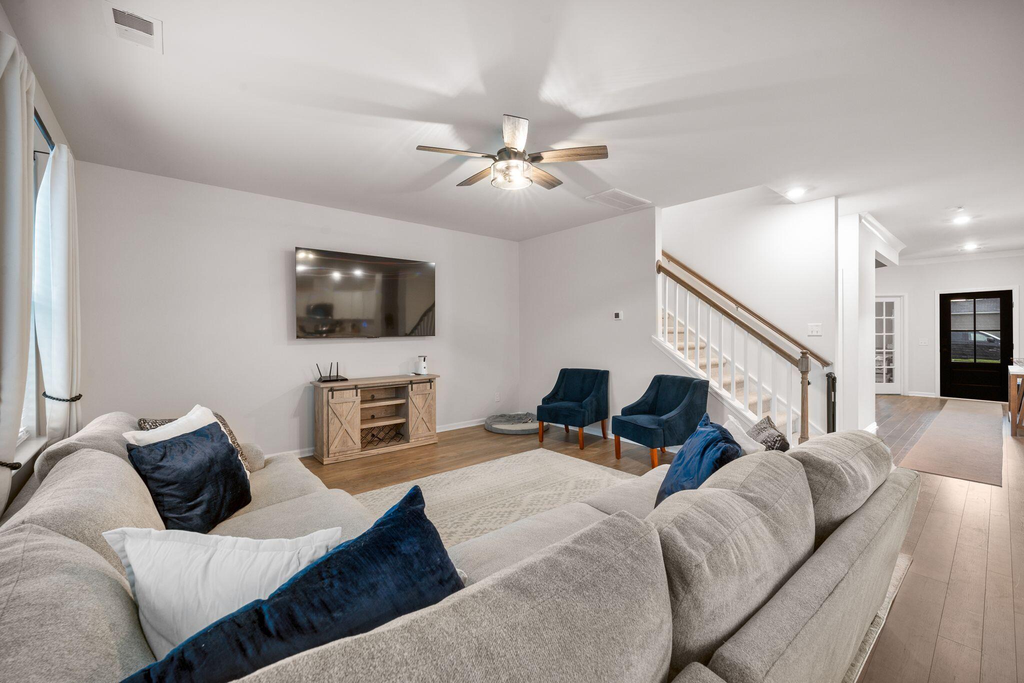 701 Squire Pope Road Summerville, SC 29486 - Photo 21 of 69 LIVING ROOM