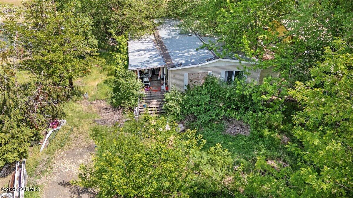 1911 Riverside Road Yakima, WA 98901 - Photo 3 of 10 1911 Riverside Rd