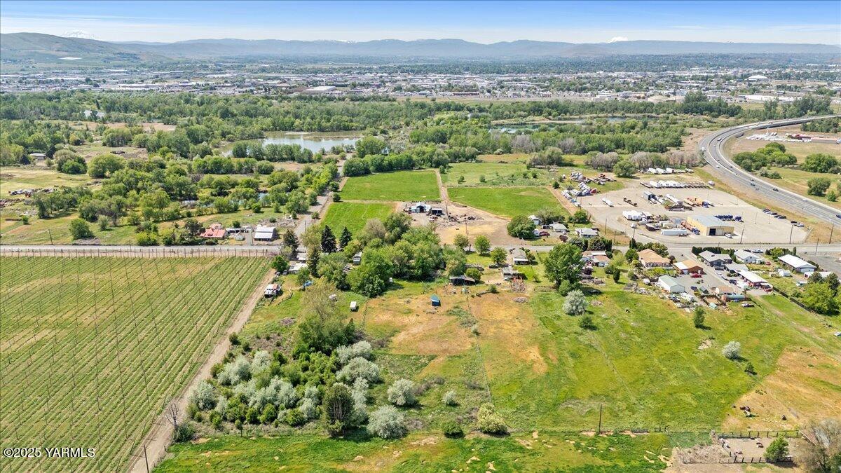 1911 Riverside Road Yakima, WA 98901 - Photo 10 of 10 1911 Riverside Rd