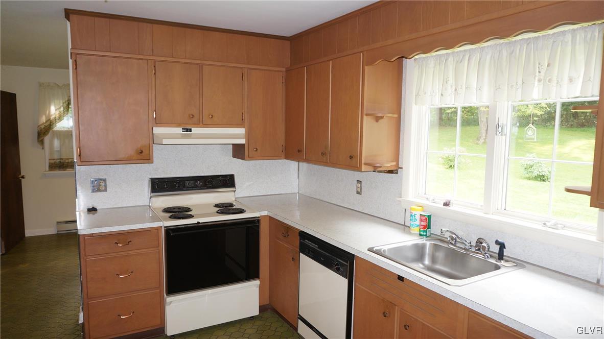 3670 Lower Saucon Road Hellertown, PA 18055 - Photo 25 of 39 Gallery Image 25