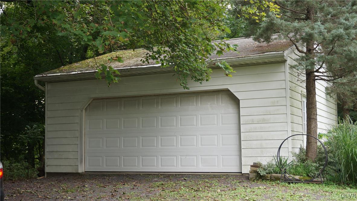 3670 Lower Saucon Road Hellertown, PA 18055 - Photo 7 of 39 Gallery Image 7