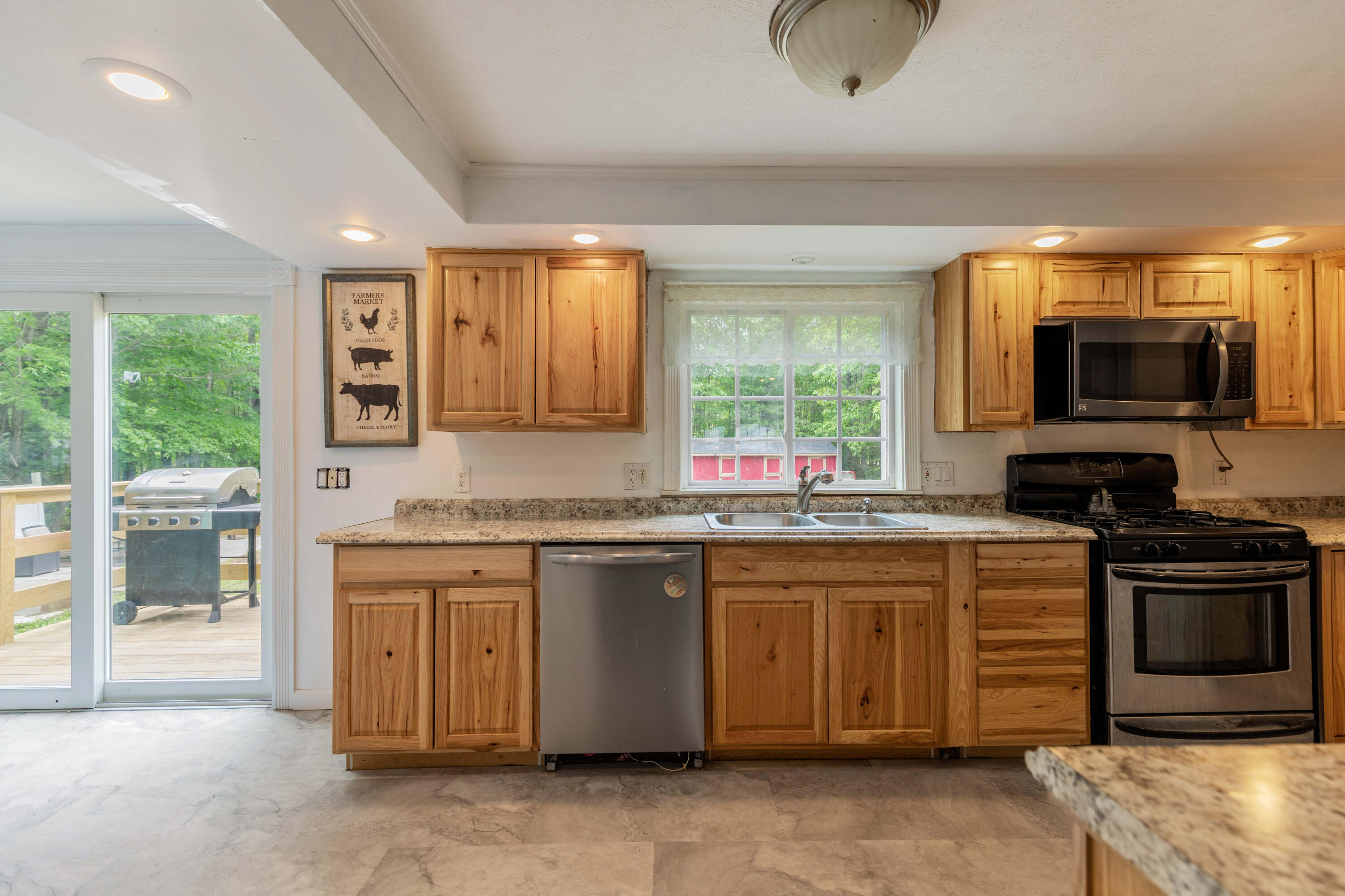 406 Gorham Road Scarborough, ME 04074 - Photo 23 of 46 406 Gorham Road Scarborough_024