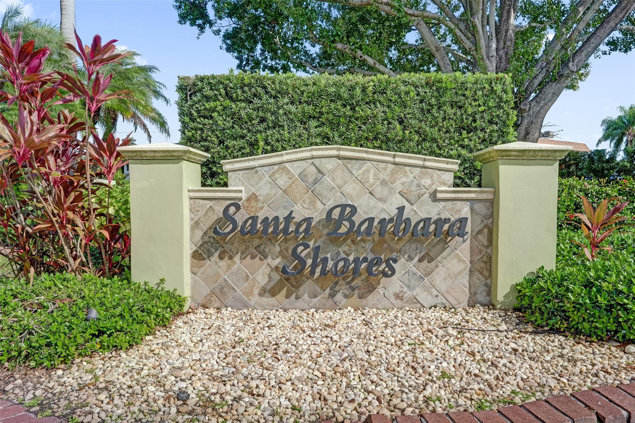 2201 Southeast 9th Street, Unit 106 Pompano Beach, FL 33062 - Photo 2 of 66 Photo 2