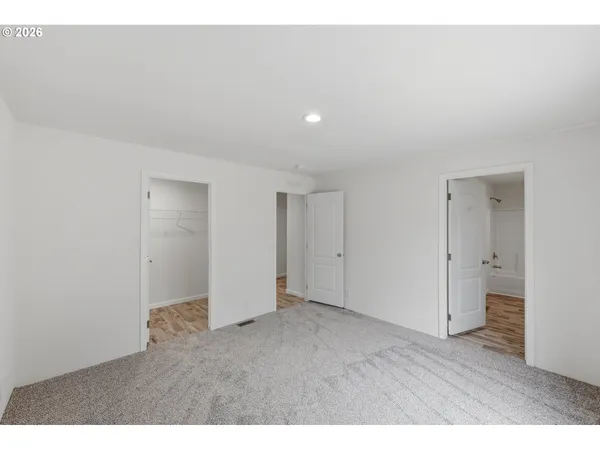 $289,000 | 545 South Wall Street, Coos Bay, OR 97420