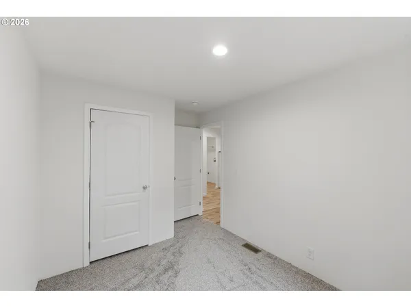 $289,000 | 545 South Wall Street, Coos Bay, OR 97420