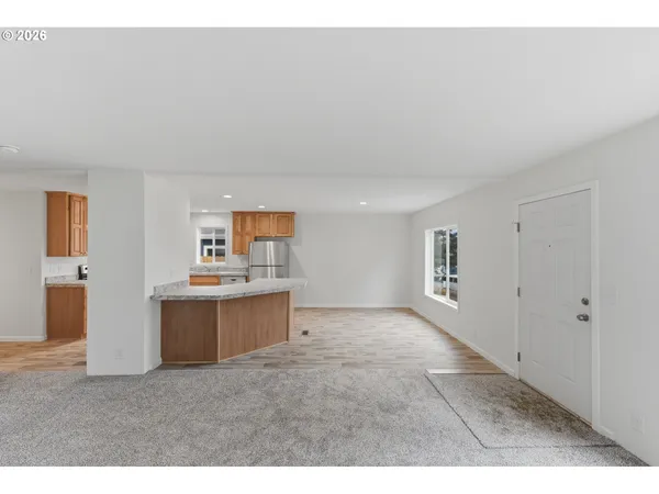 $289,000 | 545 South Wall Street, Coos Bay, OR 97420