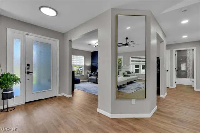 $2,400 | 2004 Southwest 30th Street, Cape Coral, FL 33914