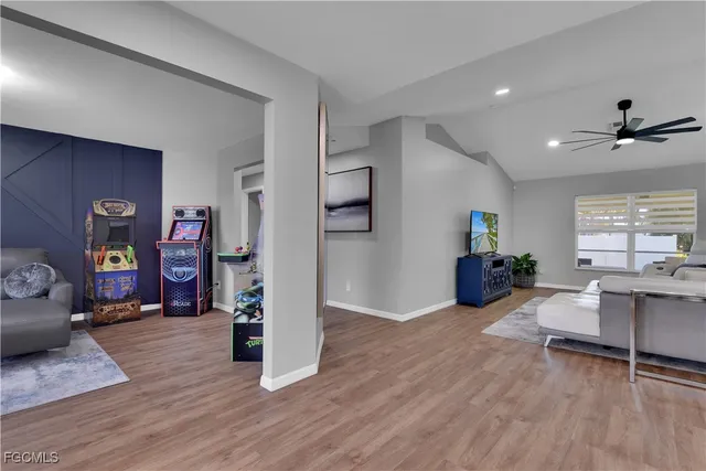 $2,400 | 2004 Southwest 30th Street, Cape Coral, FL 33914