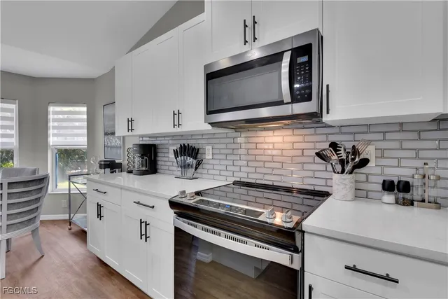 $2,400 | 2004 Southwest 30th Street, Cape Coral, FL 33914