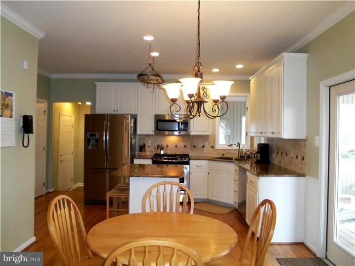 4885 Redfield Road Doylestown, PA 18902 - Photo 7 of 24 Kitchen