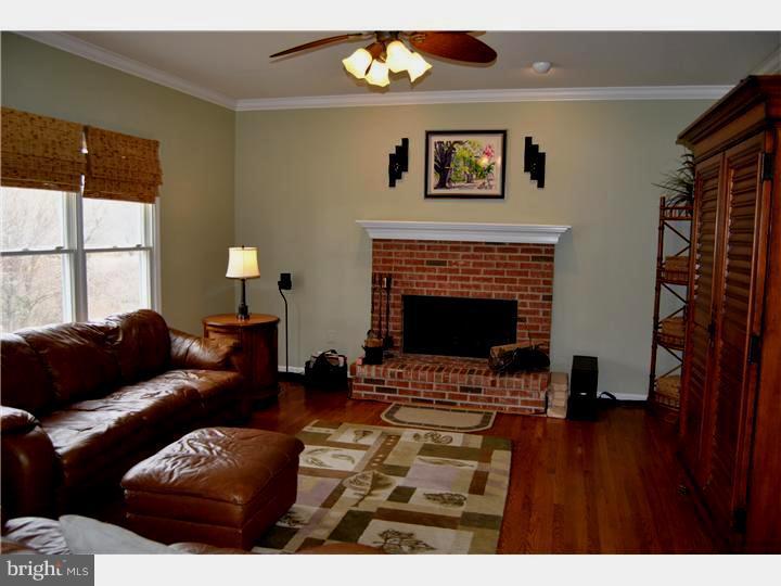 4885 Redfield Road Doylestown, PA 18902 - Photo 10 of 24 Family Room