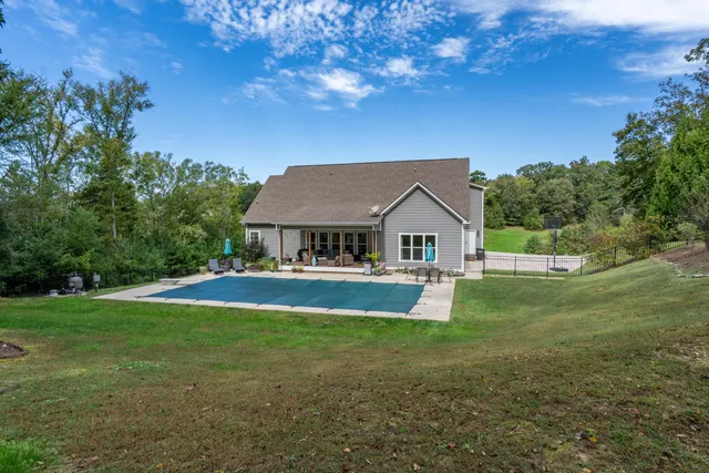 $839,900 | 284 Overlook Drive, Ringgold, GA 30736