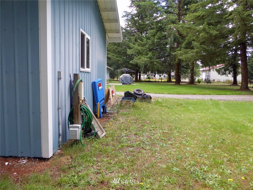 7815 187th Avenue Southwest Rochester, WA 98579 - Photo 21 of 23