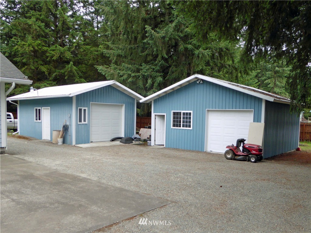 7815 187th Avenue Southwest Rochester, WA 98579 - Photo 4 of 23