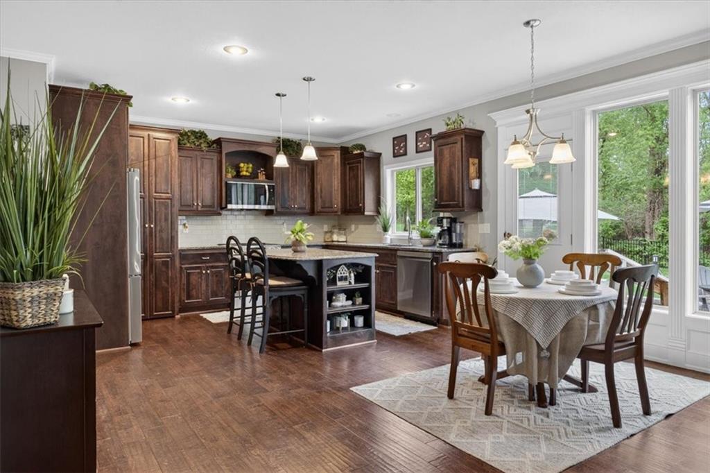 2320 Southwest Deer Run Road Lee's Summit, MO 64082 - Photo 16 of 66