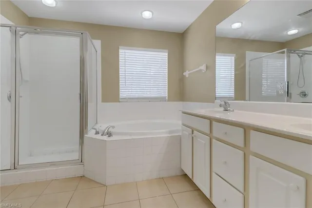 $2,300 | Undisclosed Address, Estero, FL 33928