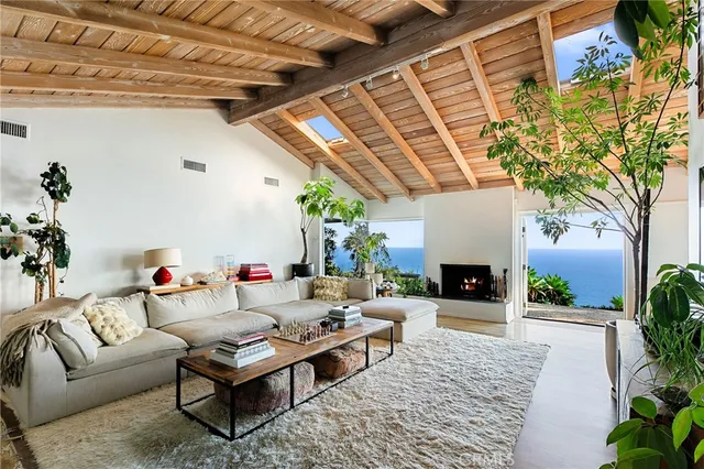 $6,950,000 | 3662 Sweetwater Canyon Drive, Malibu, CA 90265