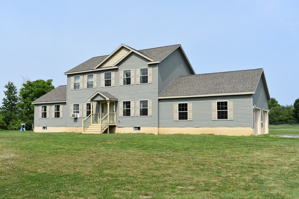 98 Moffitt Road Plattsburgh, NY 12901 - Photo 2 of 29 Gallery Image 2