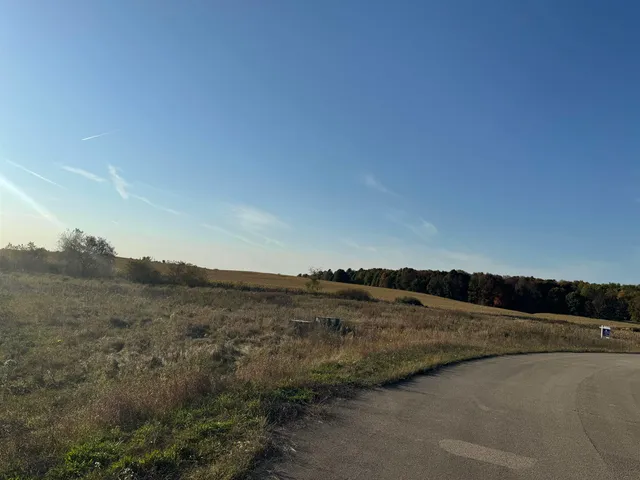 $29,900 | Grant Street, Unit 8, Marion, WI 54950