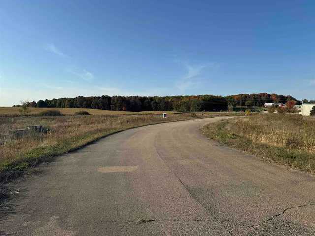 $29,900 | Grant Street, Unit 8, Marion, WI 54950