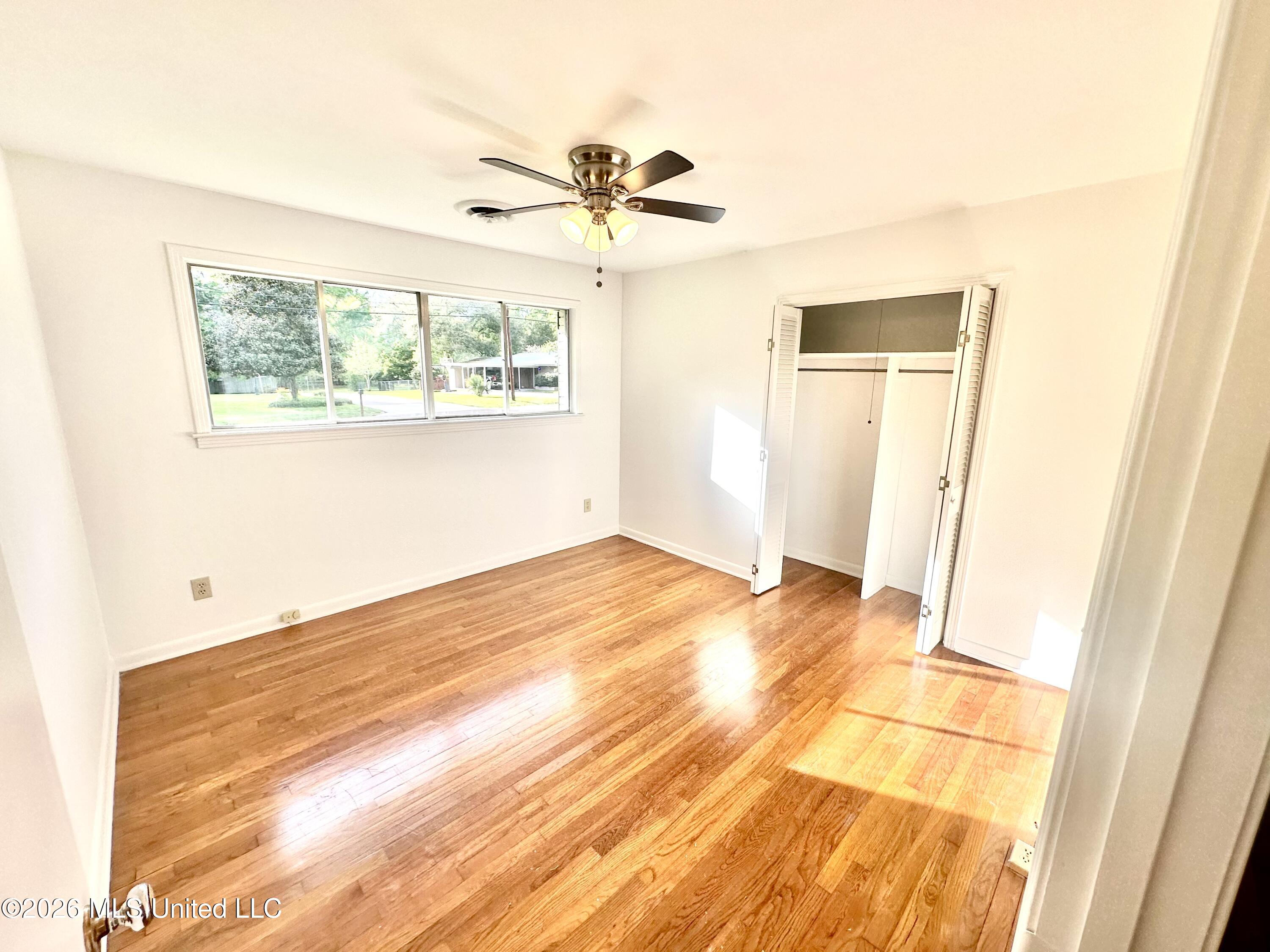 1009 South Jackson Street Brookhaven, MS 39601 - Photo 6 of 15 Bedroom 1