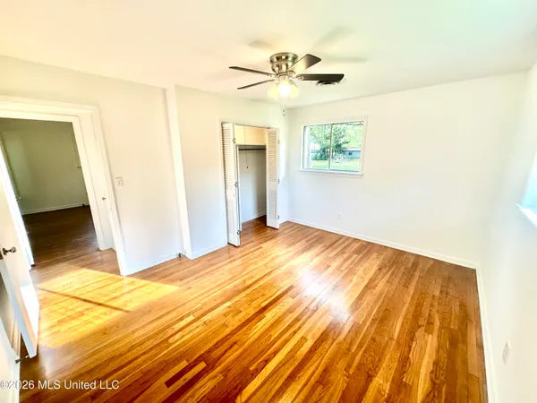 $219,000 | 1009 South Jackson Street, Brookhaven, MS 39601
