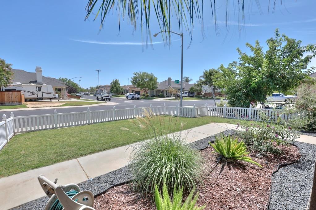 6801 Varni Way Hughson, CA 95326 - Photo 6 of 70