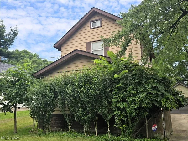 $110,000 | 3260 Vestal Road, Youngstown, OH 44509