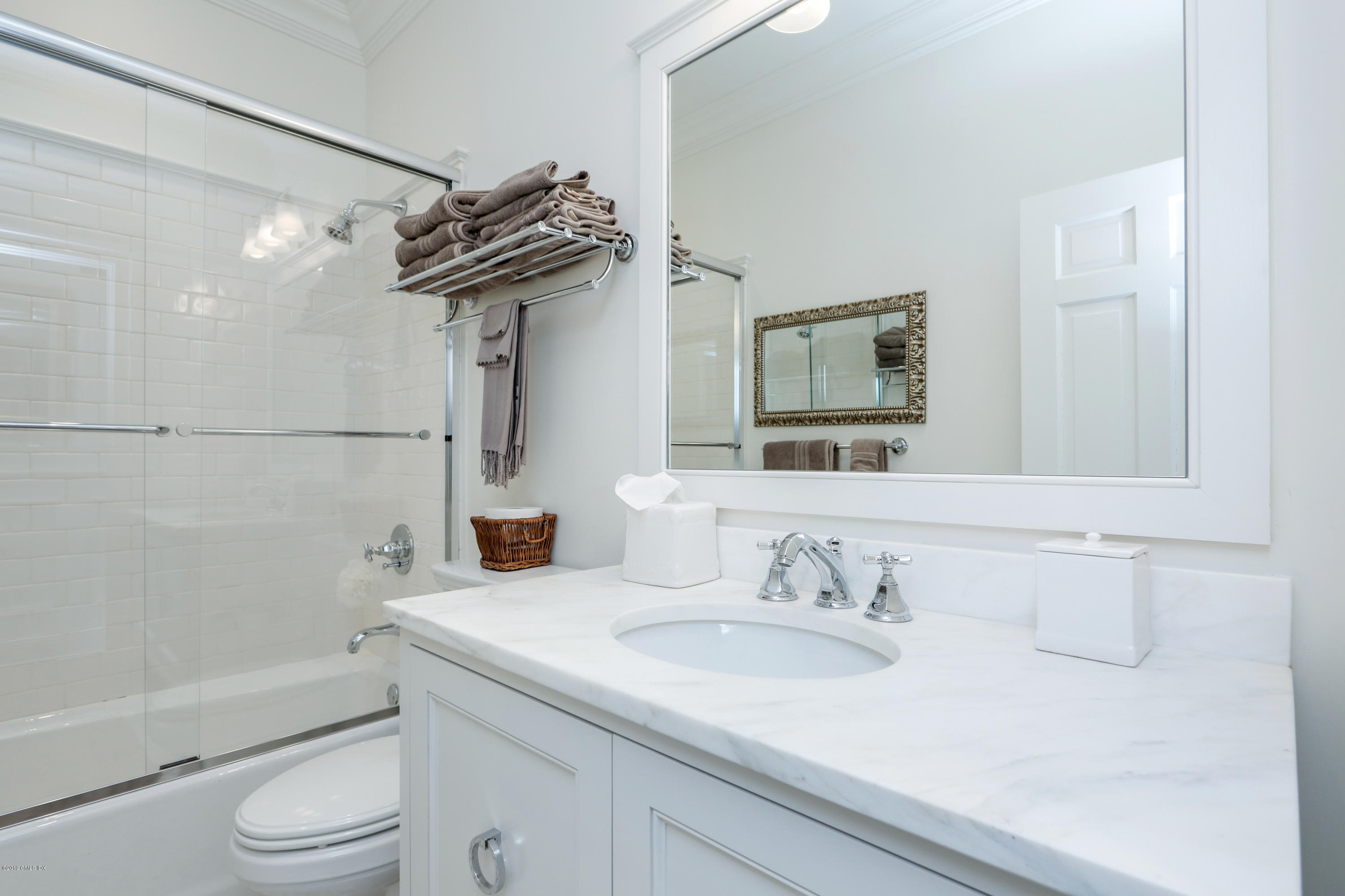 4 Old Church Road, Unit 4 Greenwich, CT 06830 - Photo 25 of 27 4 Old Church Rd Greenwich CT-print-038-3