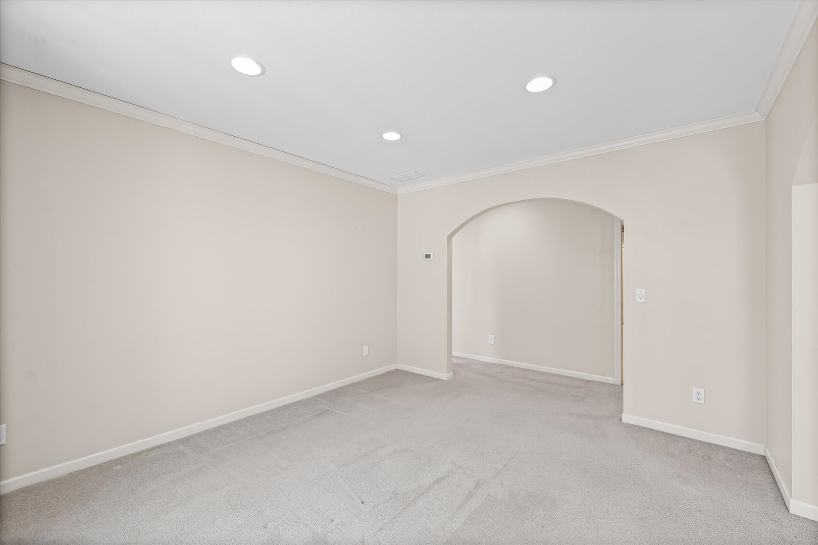 1722 Lakeside Drive Champaign, IL 61821 - Photo 8 of 31