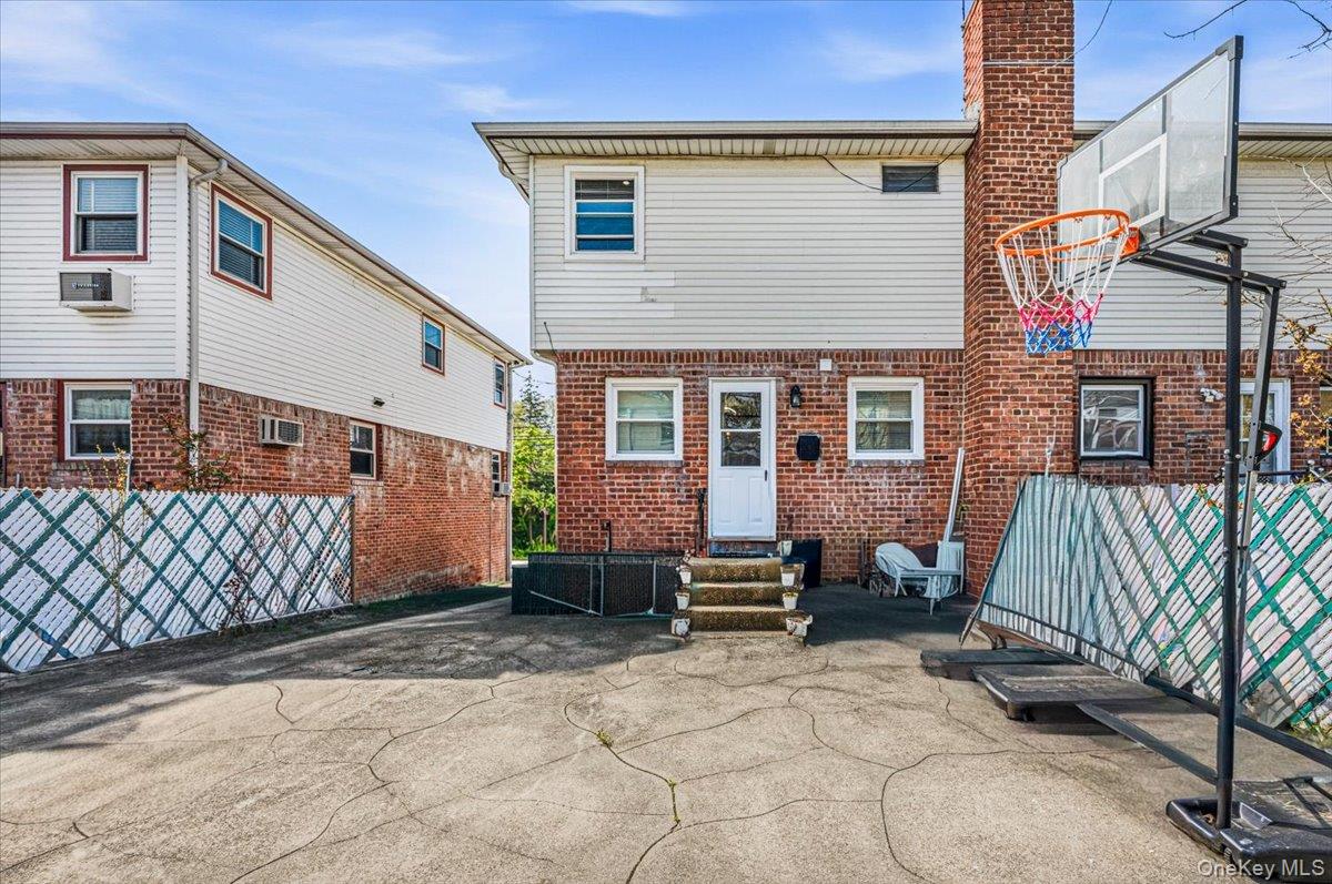 257-33 149th Road Queens, NY 11422 - Photo 22 of 28