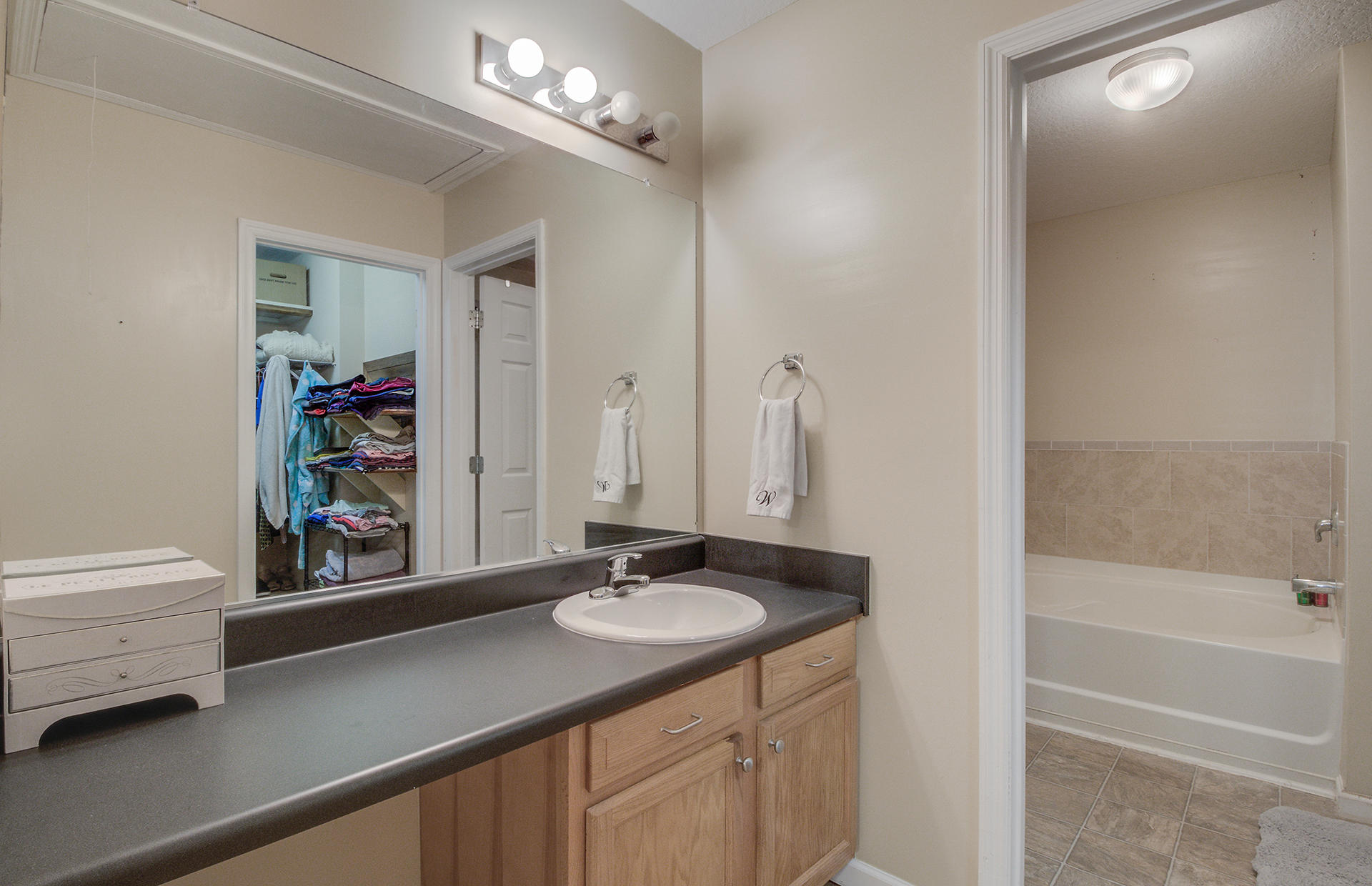 7880 Montview Road North Charleston, SC 29418 - Photo 15 of 20 A2901A0C-5461-4A63-99C6-6DFEA8397A5C