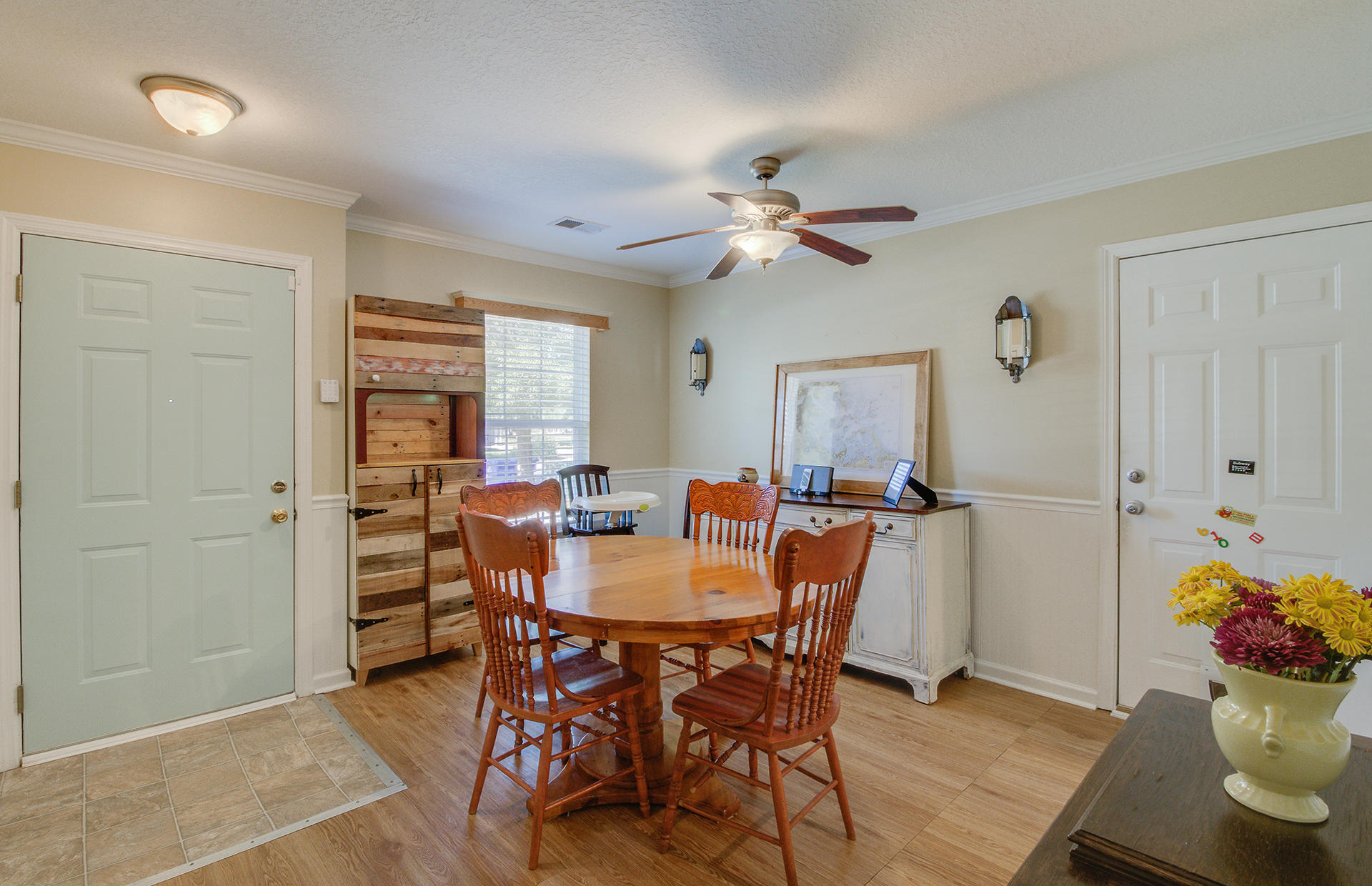 7880 Montview Road North Charleston, SC 29418 - Photo 3 of 20 ACABB039-6AC3-4CCF-9507-FCC9AE470EFE