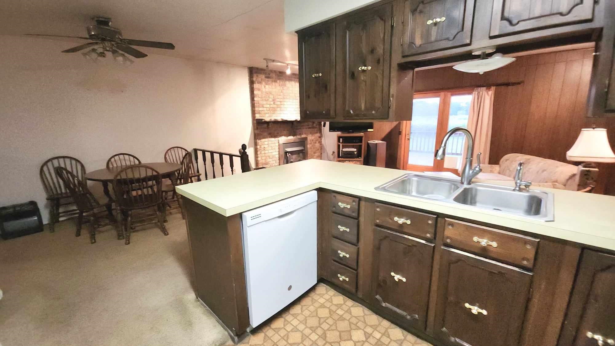 10066 Carpenter Road Flushing, MI 48433 - Photo 3 of 22 50150672-25f449b4-ddc1-4d61-885d-aea8900e3bd7.JPG