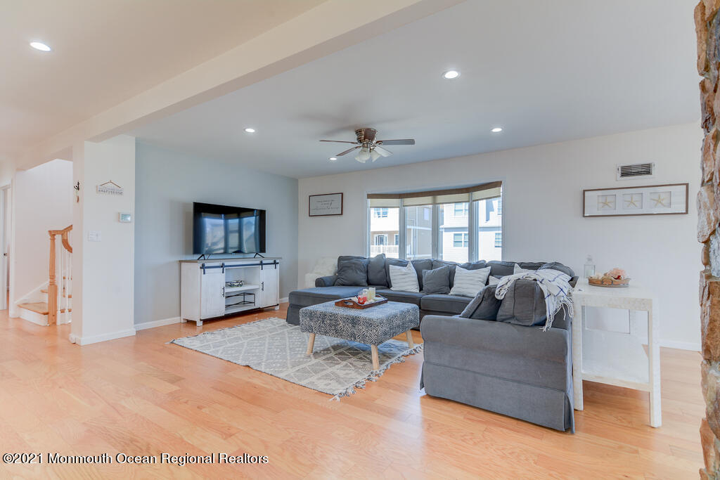 7 Queen Ann Road Brick, NJ 08723 - Photo 8 of 52 Hardwood flooring