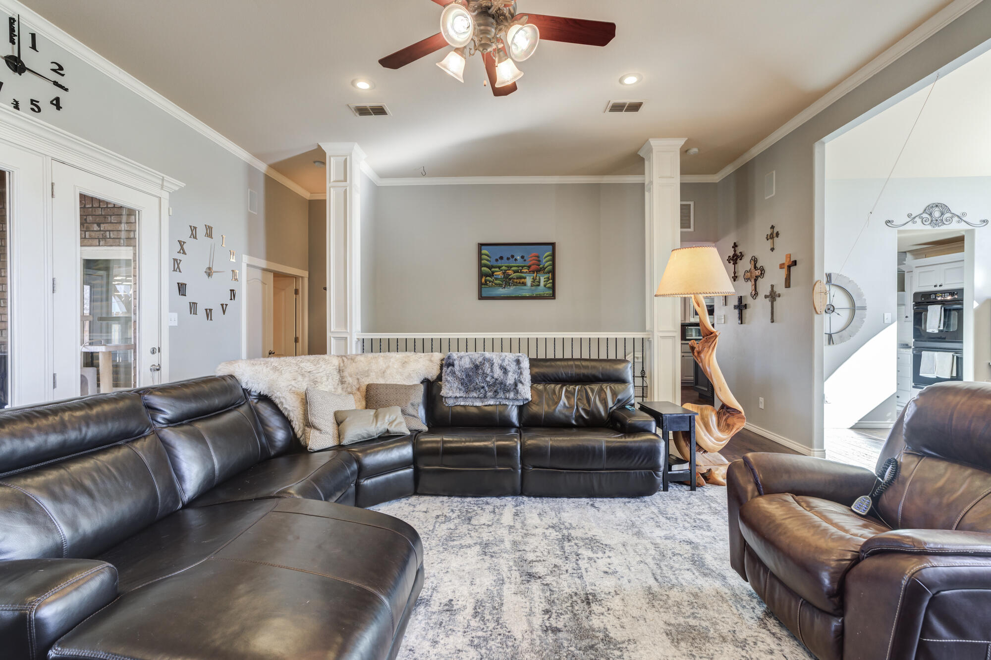 6302 County Road 7435 Lubbock, TX 79424 - Photo 10 of 59 a living room with furniture and a couch