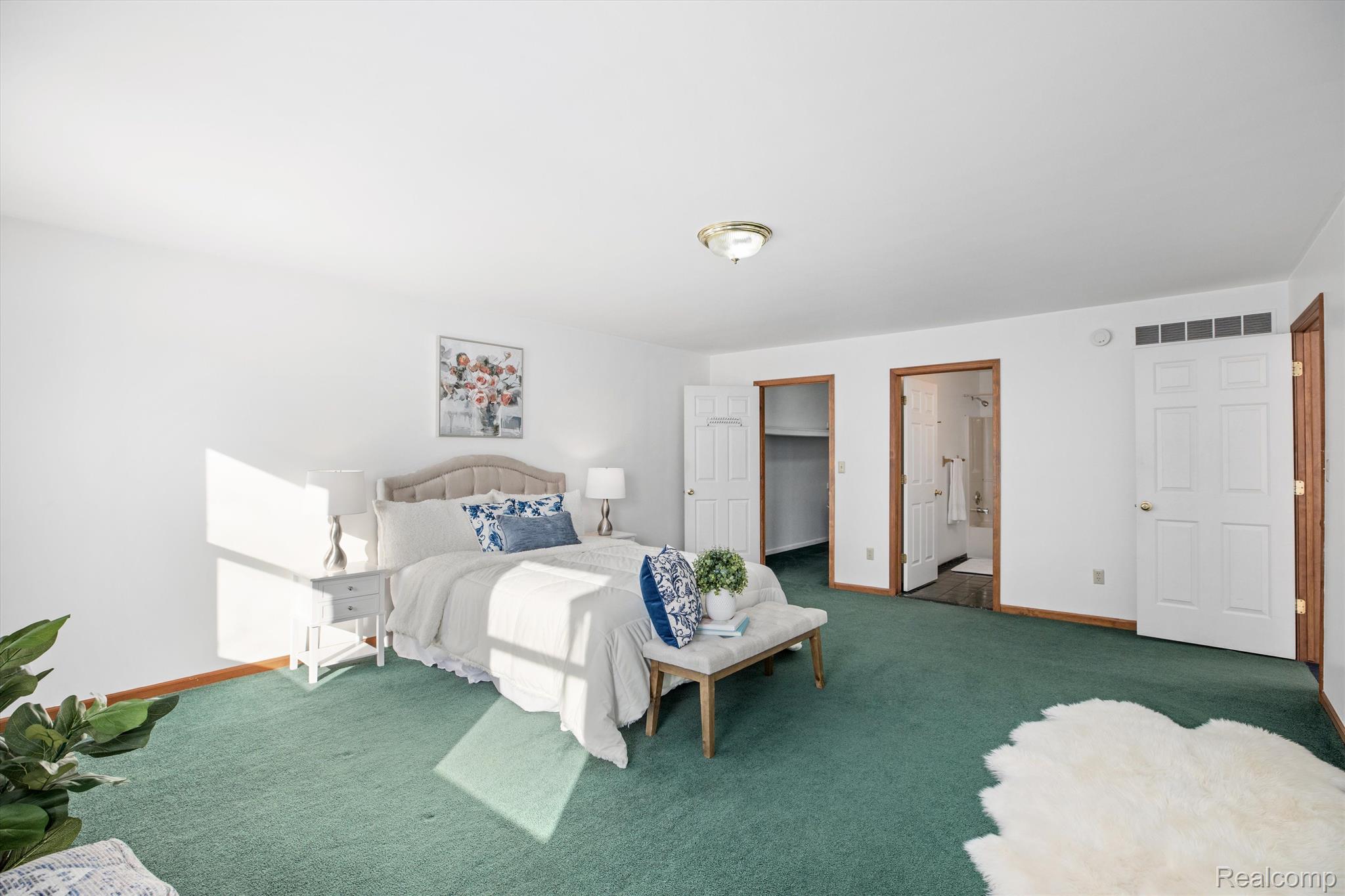 36800 West 11 Mile Road Farmington, MI 48331 - Photo 26 of 47 Gallery Image 26