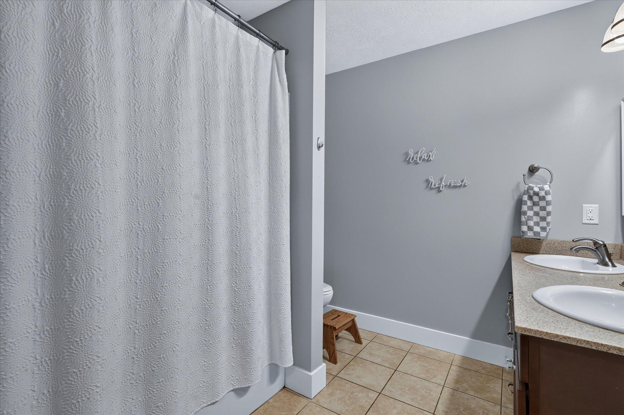 8669 Lilly Ridge Drive Alto, MI 49302 - Photo 31 of 53 31-8669-Lilly-Ridge-Dr-Alto-WindowStill