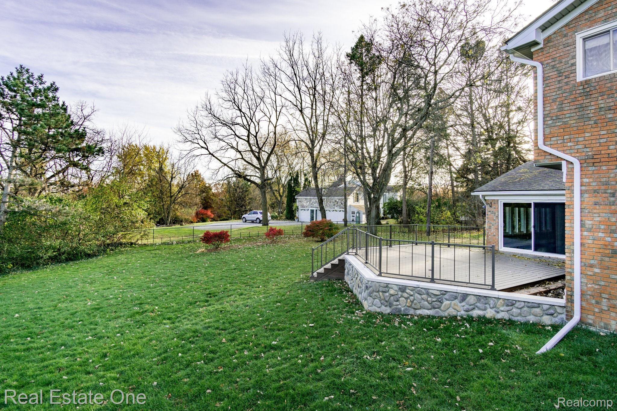 5382 Ridge Court Troy, MI 48098 - Photo 37 of 47 5382-Ridge-Ct-43.JPG