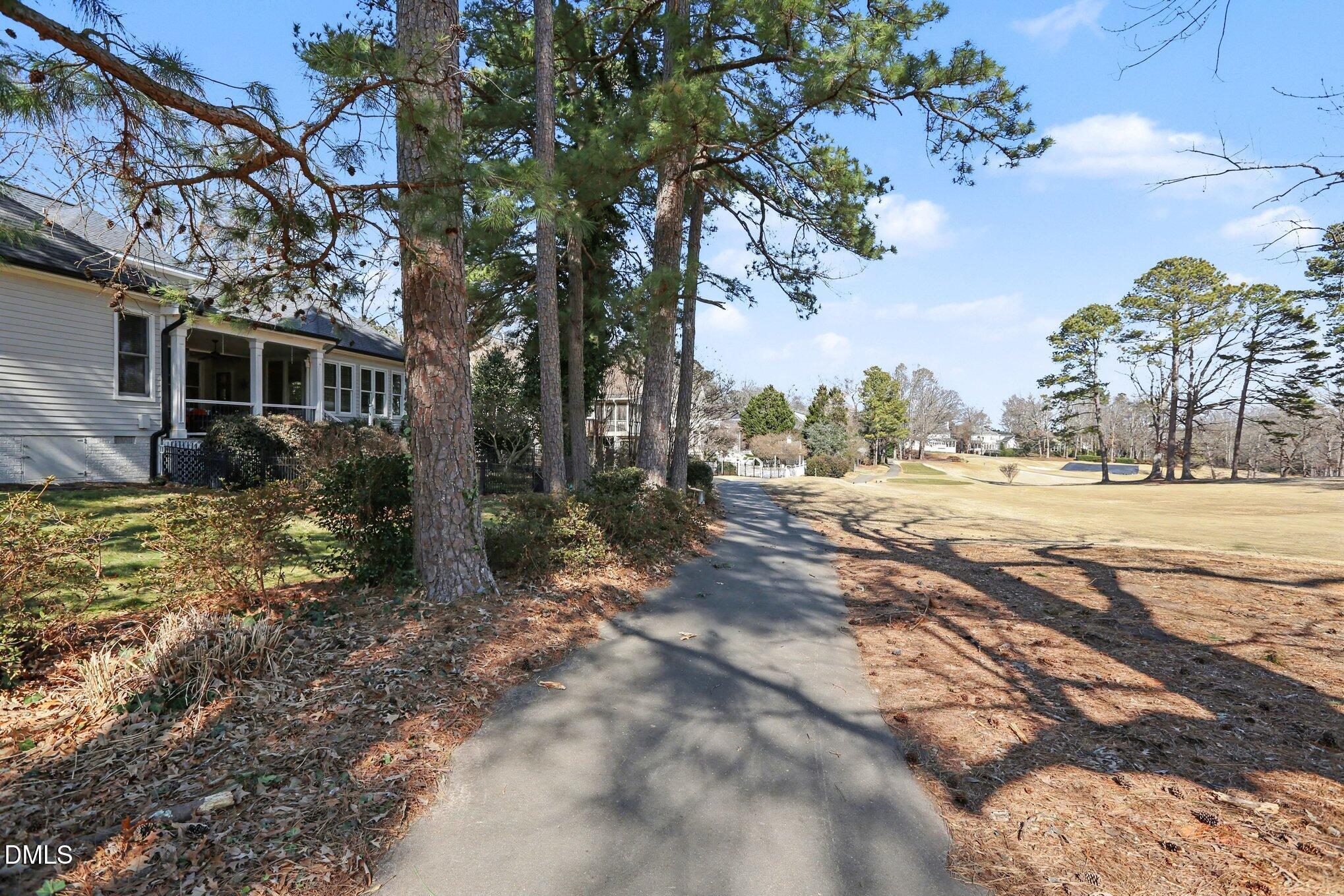 8824 Wildwood Links Raleigh, NC 27613 - Photo 33 of 53 039_file_9332