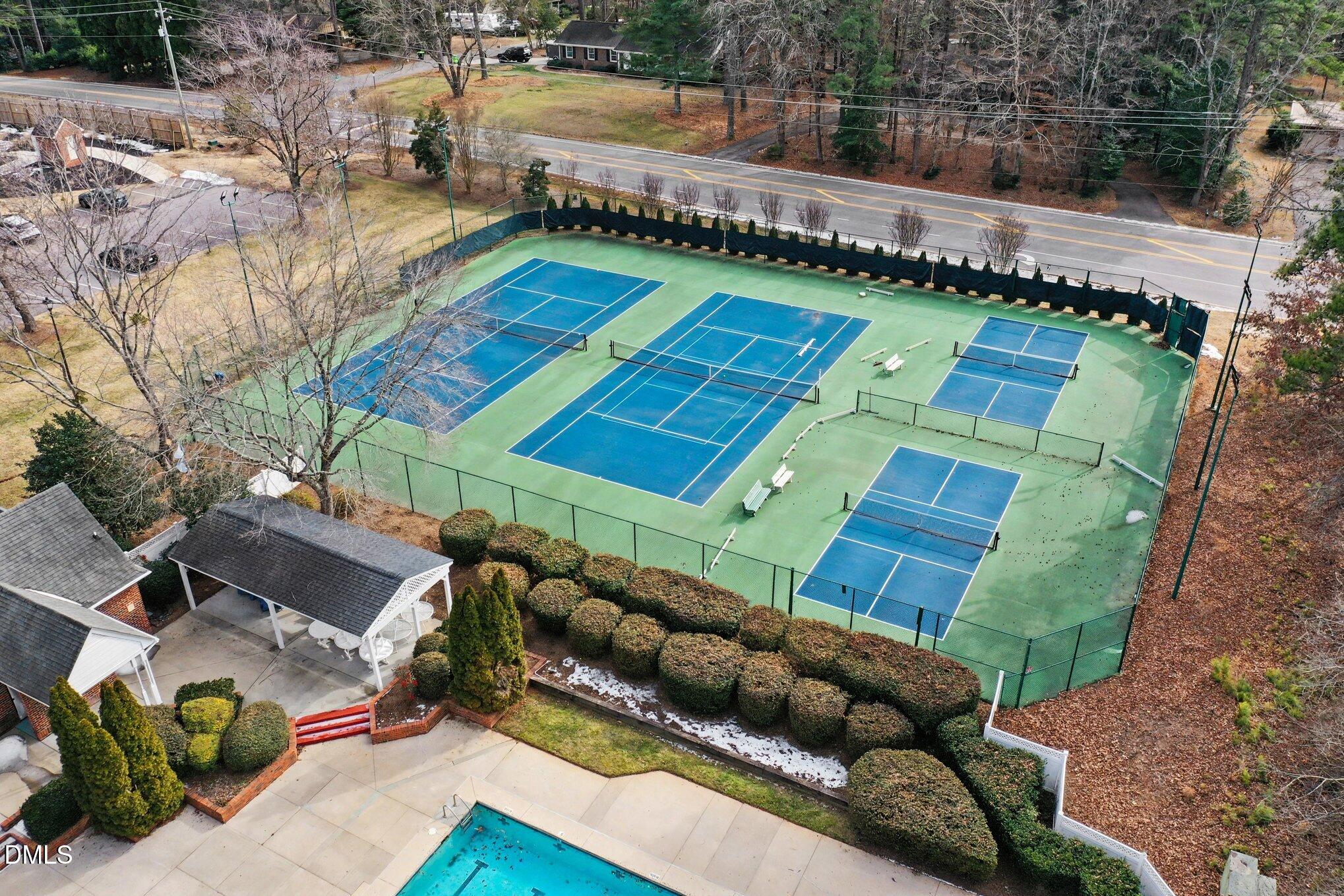 8824 Wildwood Links Raleigh, NC 27613 - Photo 43 of 53 046_file_7952