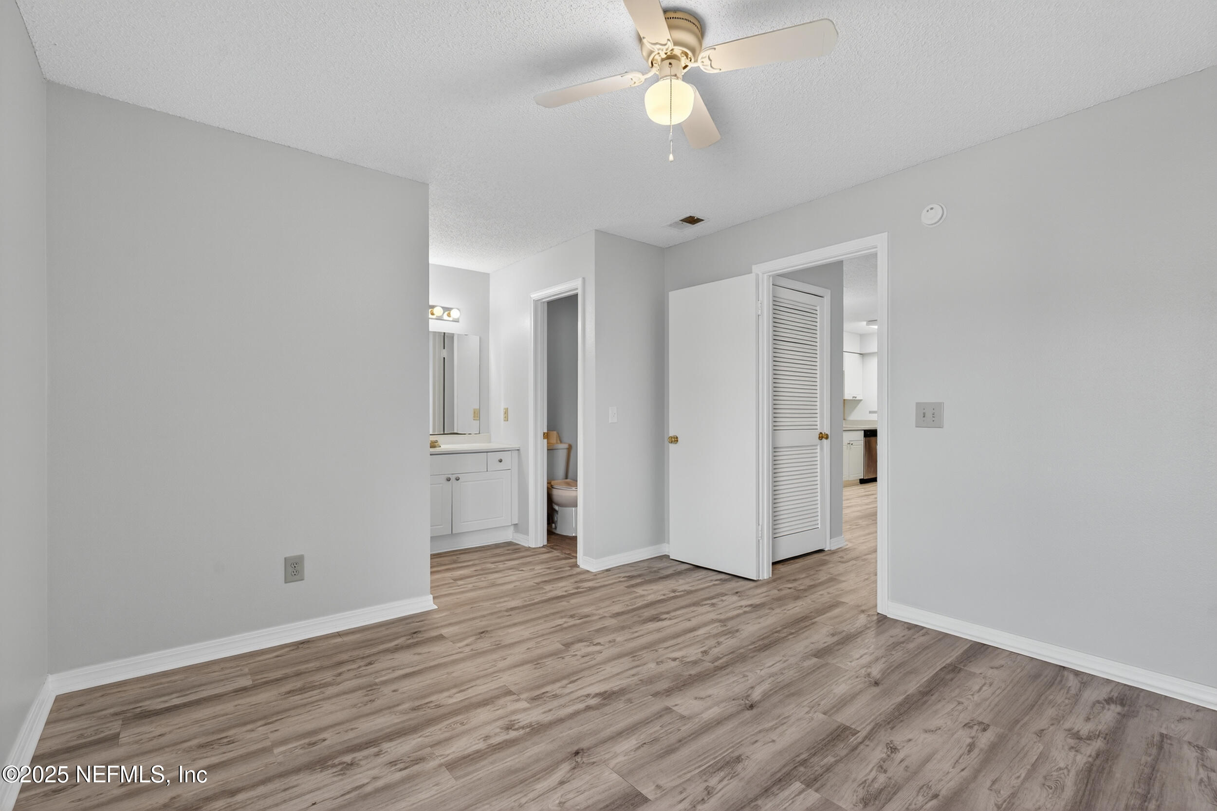 10200 Belle Rive Boulevard, Unit 212 Jacksonville, FL 32256 - Photo 11 of 36 5_10200 belle rive blvd 212-3