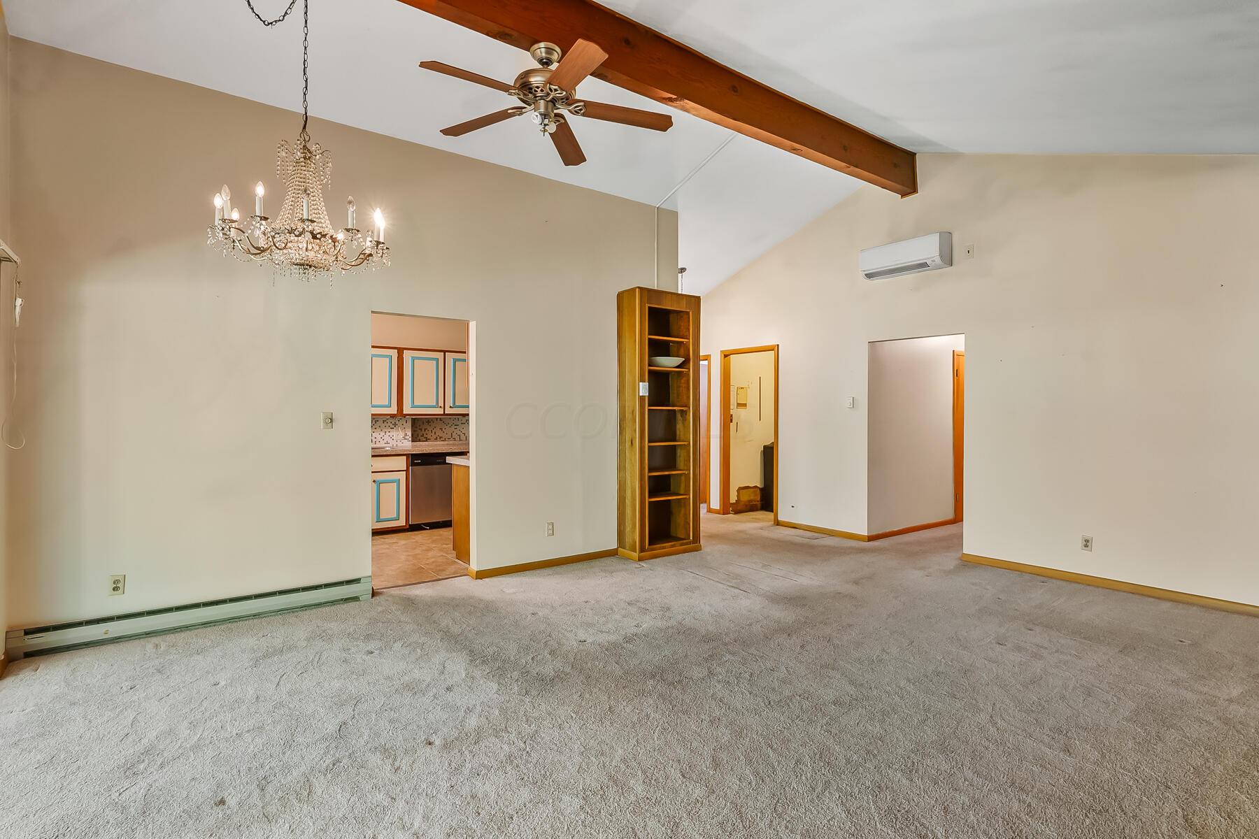 5985 Dublin Road Delaware, OH 43015 - Photo 21 of 49 Great Room