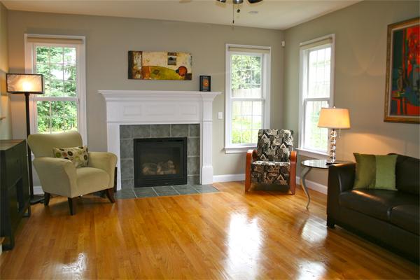 85 Page Road Needham, MA 02492 - Photo 3 of 30