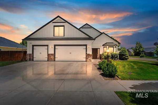 $664,900 | 2229 West Rock Creek Drive, Nampa, ID 83686