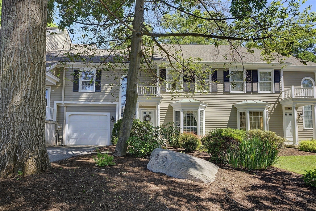 16 Hickory Hill, Unit 16 West Springfield, MA 01089 - Photo 3 of 42